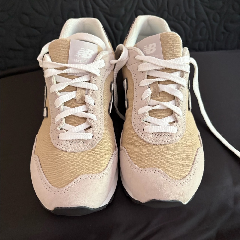 New Balance Beige & White Casual Sneakers